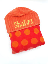 Load image into Gallery viewer, Hooded Towel - Coral Dots
