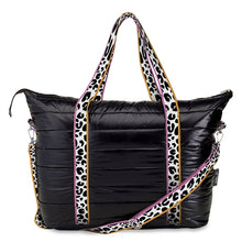 Load image into Gallery viewer, Puffer Weekender - Leopard
